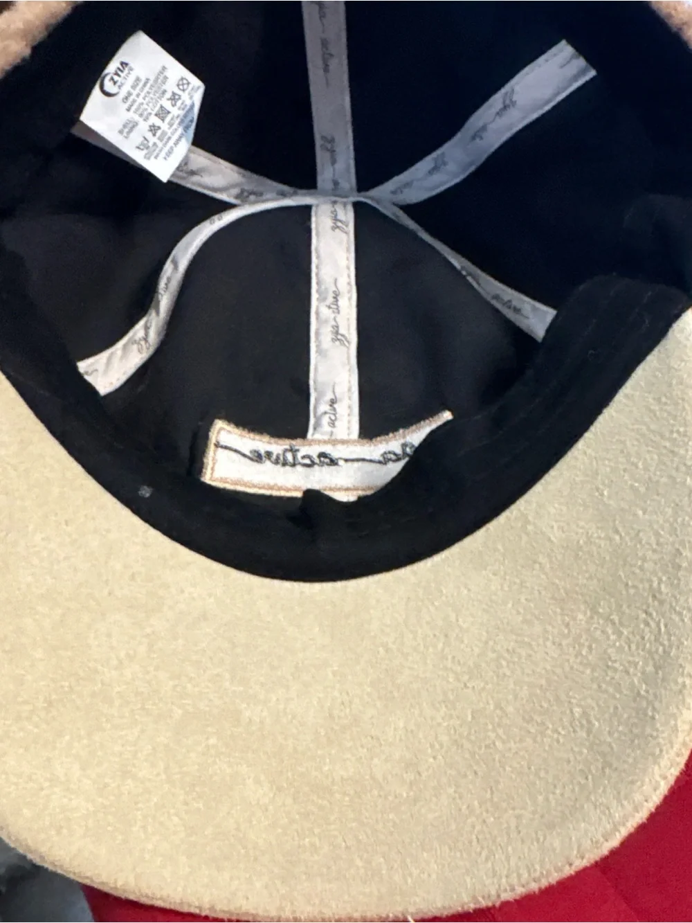 Beige Sherpa Cap women’s